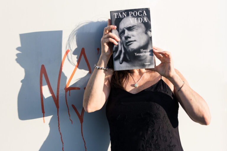 Hanya Yanagihara Tan poca vida Cristina Redondo by Cesc Sales